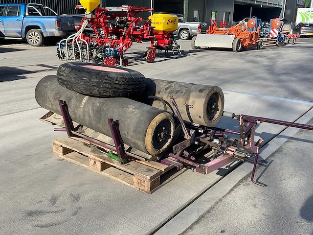 2008 pink innovation the pink planter bloembollen nettenplanter - afbeelding 11 van  19