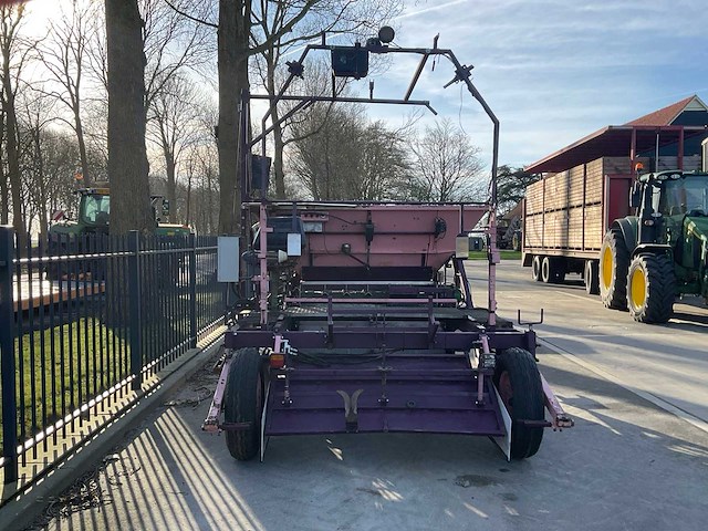 2008 pink innovation the pink planter bloembollen nettenplanter - afbeelding 14 van  19