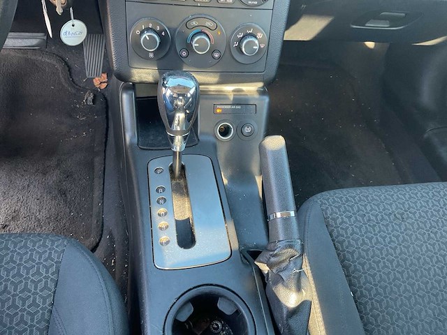 2008 pontiac g6 sedan personenauto - afbeelding 11 van  19