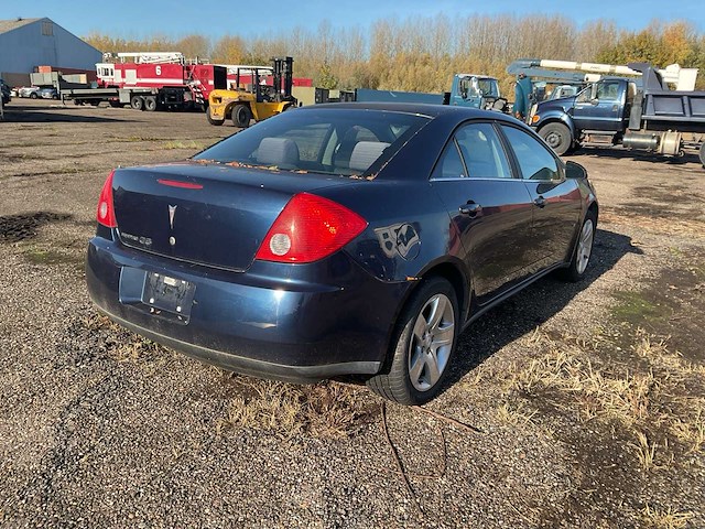 2008 pontiac g6 sedan personenauto - afbeelding 11 van  15