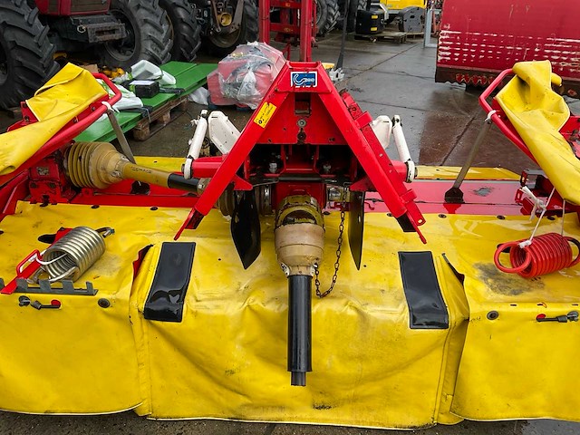 2008 pöttinger novacat 266f frontmaaier - afbeelding 8 van  10