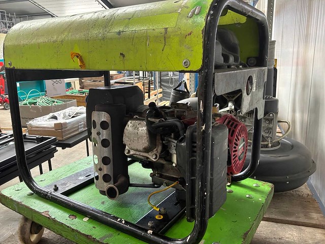 2008 pramac es3000 stroomgenerator - afbeelding 4 van  6