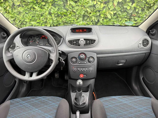 2008 renault clio 1.2-16v special line personenauto - afbeelding 4 van  15