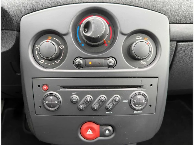 2008 renault clio 1.2-16v special line personenauto - afbeelding 6 van  15