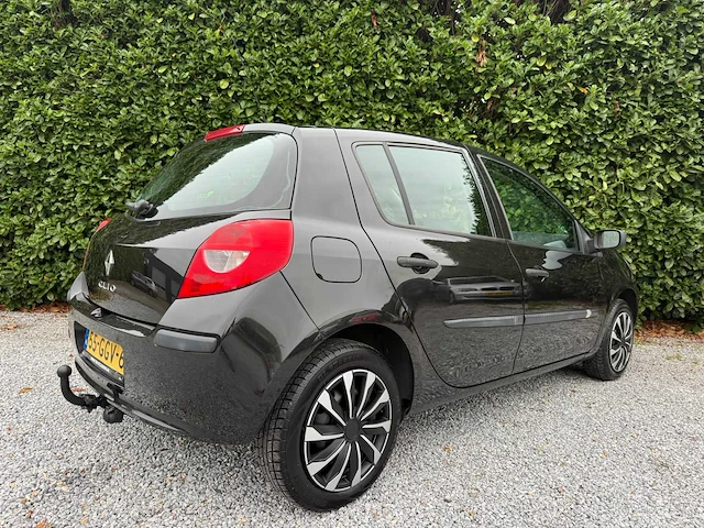 2008 renault clio 1.2-16v special line personenauto - afbeelding 11 van  15