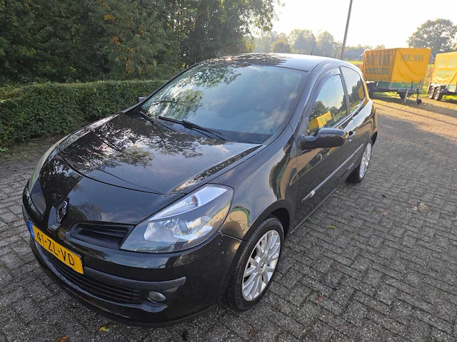 2008 renault clio 1.2 tce rip curl personenauto - afbeelding 1 van  10