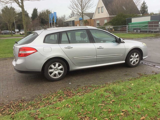 2008 renault laguna estate 2.0 16v dynamique personenauto - afbeelding 9 van  15