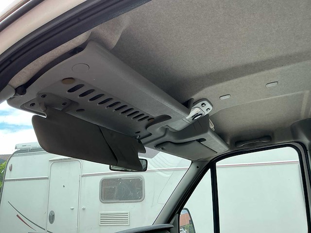 2008 renault master 3.0 dci 120 open laadbak met hiab autolaadkraan - afbeelding 4 van  40
