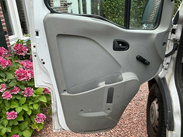 2008 renault master 3.0 dci 120 open laadbak met hiab autolaadkraan - afbeelding 7 van  40