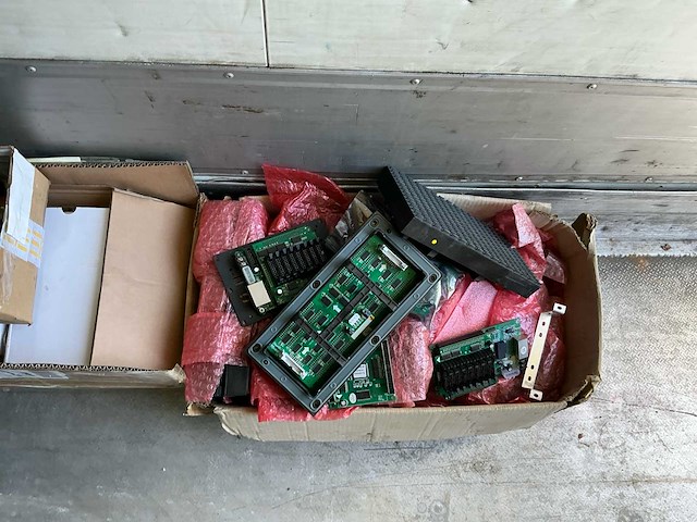 2008 renault midlum vrachtwagen - afbeelding 28 van  34