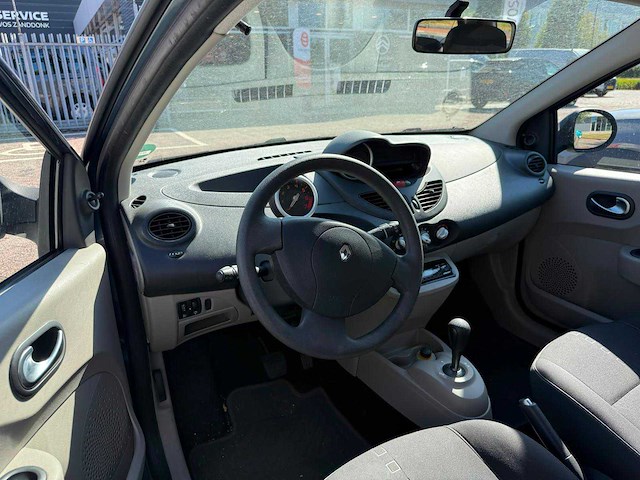 2008 renault twingo 1.2-16v dynamique personenauto - afbeelding 5 van  8