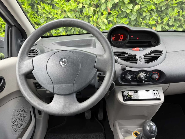 2008 renault twingo 1.2 authentique personenauto - afbeelding 2 van  16