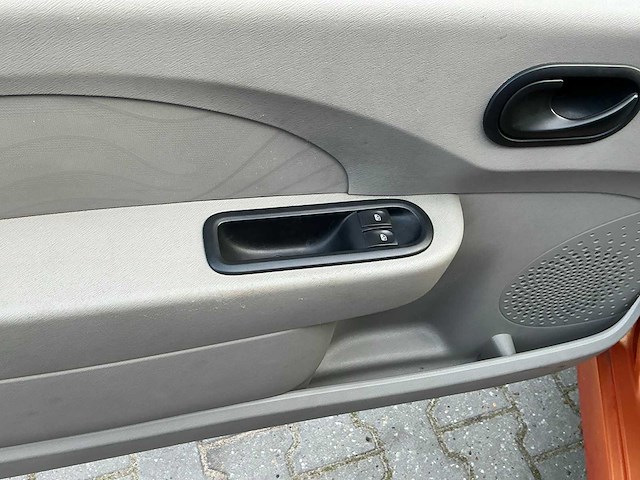 2008 renault twingo - afbeelding 10 van  25