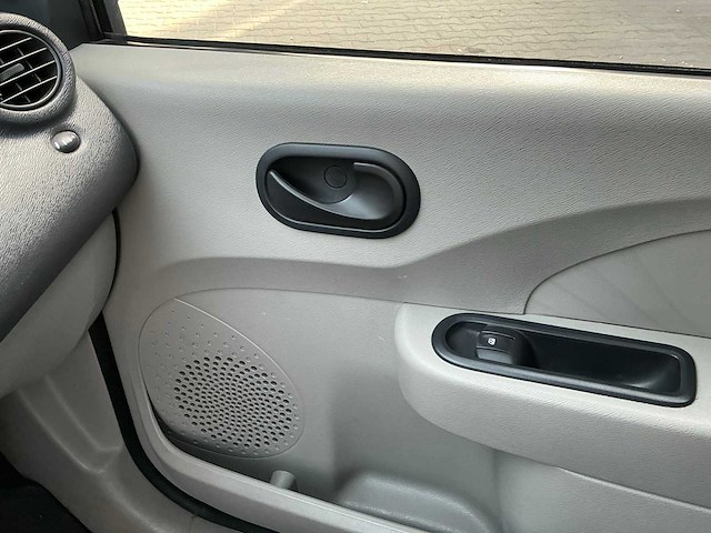 2008 renault twingo - afbeelding 15 van  25