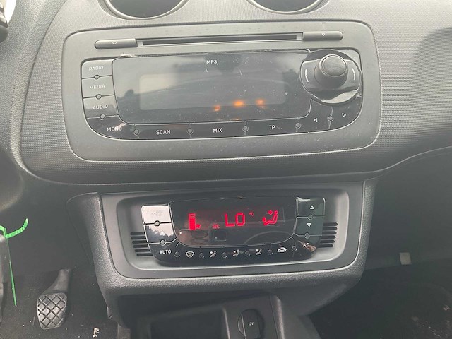 2008 seat ibiza 1.6 reference personenauto - afbeelding 9 van  29