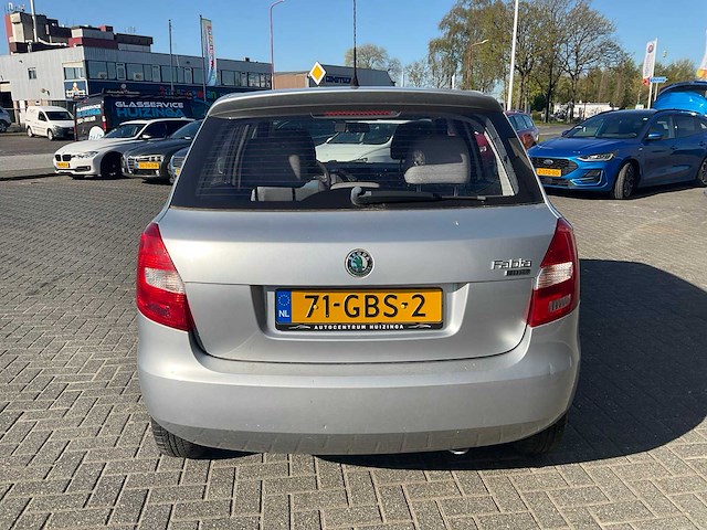 2008 skoda fabia 1.2 classic personenauto - afbeelding 14 van  17