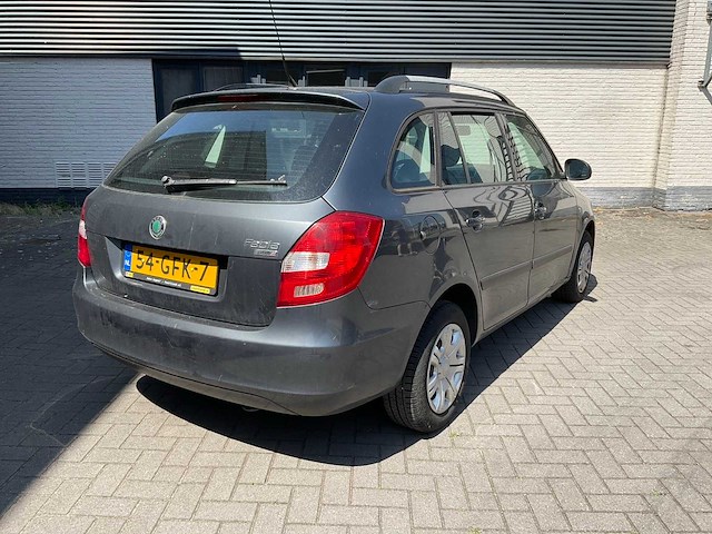 2008 skoda fabia combi 1.6-16v ambiente 54-gfk-7 - afbeelding 18 van  30