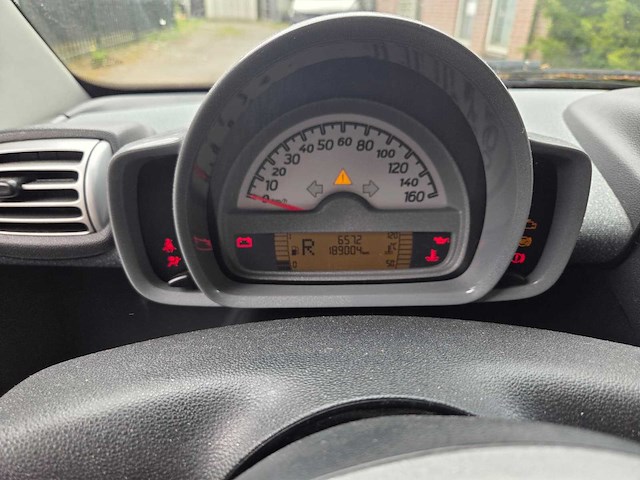 2008 smart fortwo coupé 1.0 pure personenauto - afbeelding 8 van  26