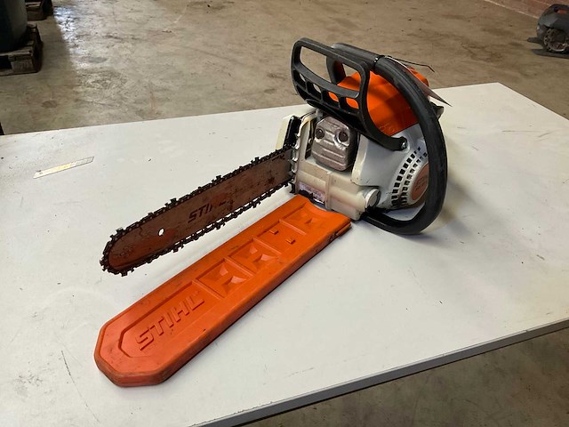 2008 stihl ms 181c kettingzaag, benzine - afbeelding 1 van  5