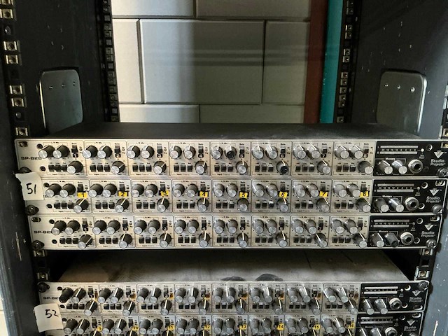 2008 studio projects sp828 rackmixer (3x) - afbeelding 1 van  4