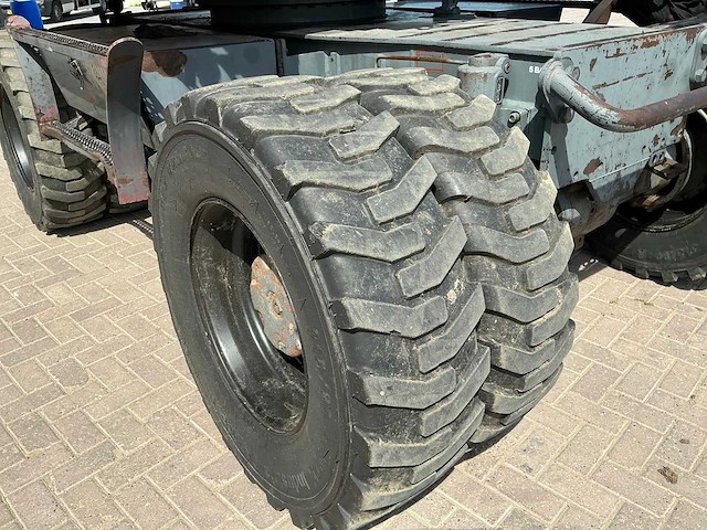 2008 terex tw150 banden graafmachine - afbeelding 19 van  45