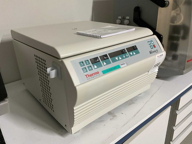 2008 thermo scientific heraeus multifuge 1s tafel centrifuge - afbeelding 2 van  6
