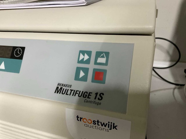 2008 thermo scientific heraeus multifuge 1s tafel centrifuge - afbeelding 4 van  6