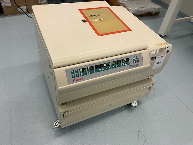 2008 thermo scientific multifuge 3sr+ centrifuge - afbeelding 1 van  13