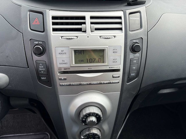 2008 toyota yaris 1.3 vvti sol mmt personenauto - afbeelding 47 van  106