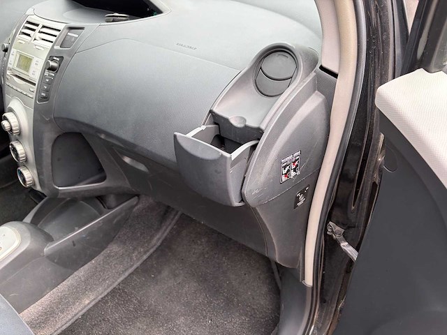 2008 toyota yaris 1.3 vvti sol mmt personenauto - afbeelding 61 van  106