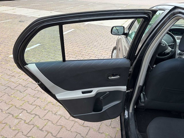 2008 toyota yaris 1.3 vvti sol mmt personenauto - afbeelding 93 van  106