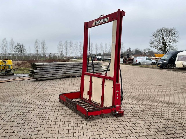 2008 trioliet tu 195 blokkensnijder - afbeelding 8 van  8