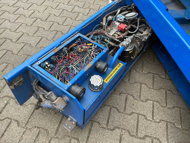 2008 upright x 32 n hoogwerker - afbeelding 7 van  16