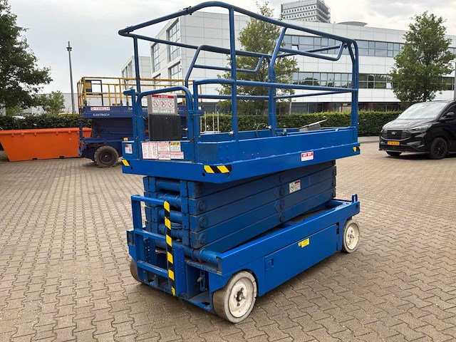 2008 upright x 32 n hoogwerker - afbeelding 10 van  16