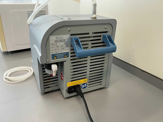 2008 vacuubrand bvc 21 nt vacuümpomp - afbeelding 4 van  5