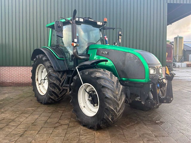 2008 valtra t191 vierwielaangedreven landbouwtractor - afbeelding 1 van  33