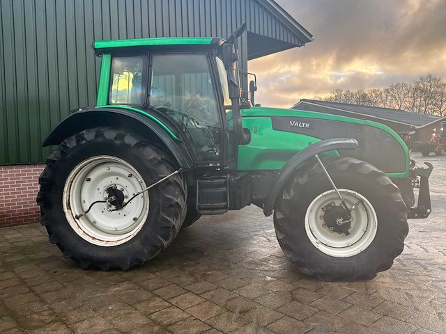 2008 valtra t191 vierwielaangedreven landbouwtractor - afbeelding 28 van  33