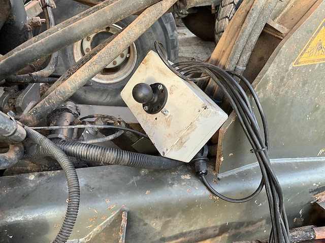 2008 veenhuis bk-30 dumper aanhanger - afbeelding 17 van  18