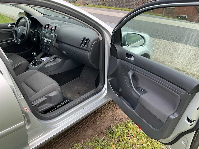 2008 volkswagen golf 1.9 tdi trendl bluem personenauto - afbeelding 27 van  35