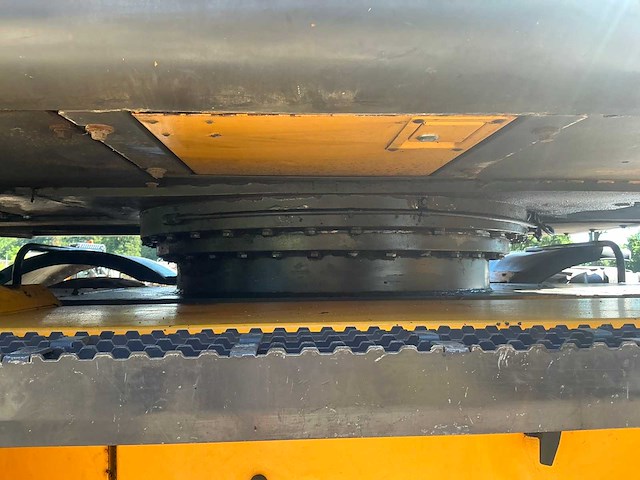 2008 volvo ew140c banden graafmachine met kanteljuk en rotator - afbeelding 21 van  50