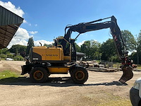 2008 volvo ew140c banden graafmachine met kanteljuk en rotator - afbeelding 47 van  50