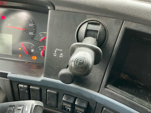 2008 volvo fh480 10x4r vrachtwagen - afbeelding 46 van  63