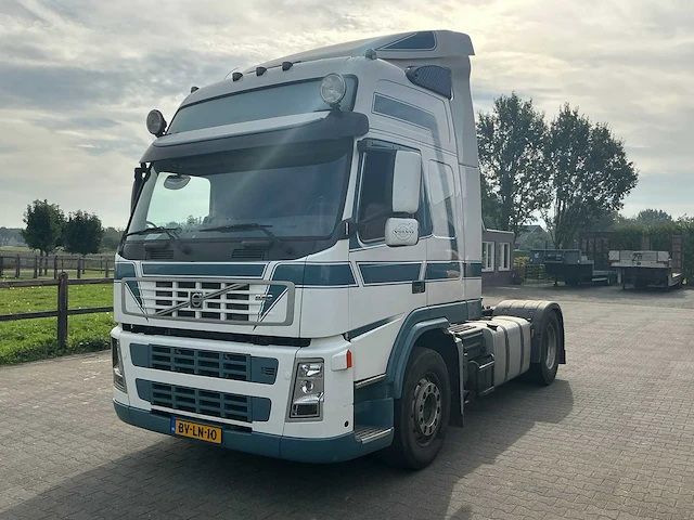 2008 volvo fm 390 vrachtwagen 4x2 - afbeelding 1 van  62