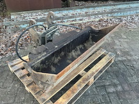 2008 vt sqn 120 kantelbak - afbeelding 1 van  10