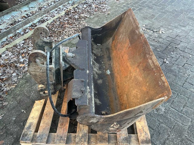 2008 vt sqn 120 kantelbak - afbeelding 9 van  10