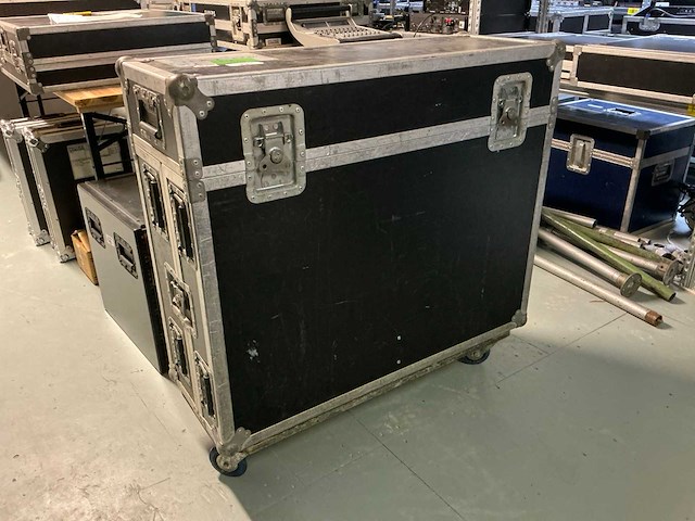 2008 yamaha ls9-32 digitale mengtafel - afbeelding 2 van  10