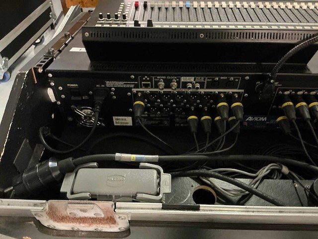 2008 yamaha ls9-32 digitale mengtafel - afbeelding 9 van  10