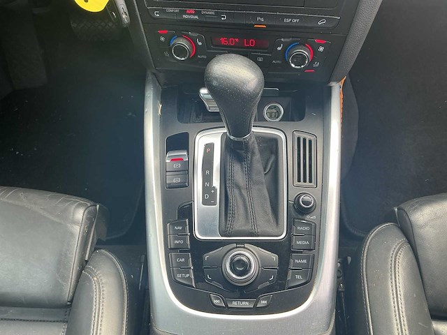 2009 - audi - q5 - 3.0 tdi q. pro line - personenauto - afbeelding 4 van  6
