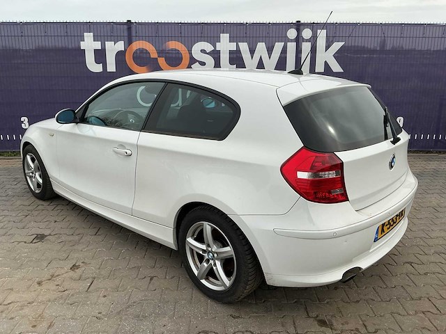 2009 - bmw - 1-serie - 116i - personenauto - afbeelding 10 van  11