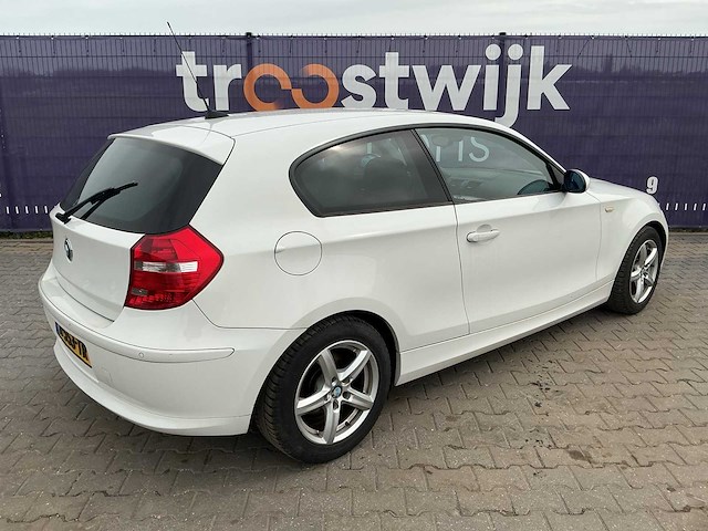 2009 - bmw - 1-serie - 116i - personenauto - afbeelding 3 van  11